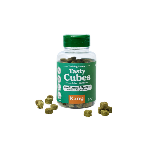 Kanu Pet Tasty Cubes de Espinaca Liofilizada para Perros, 20 g - Ideales para Entrenar, Bajas en Calorías y Llenas de Sabor